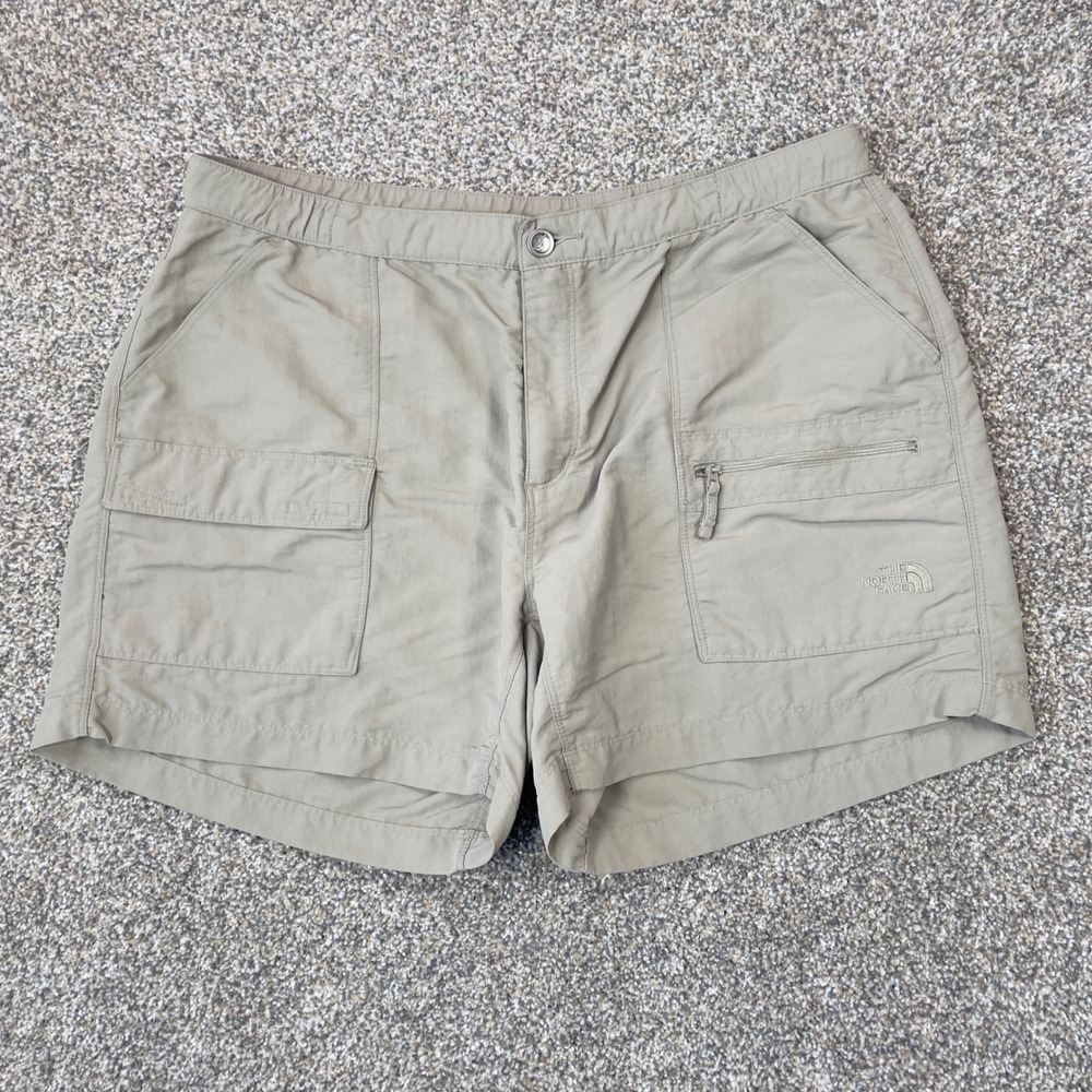 The North Face Womens Khaki Nylon Cargo Hiking Shorts Tan XL TG Outdoor Utility
